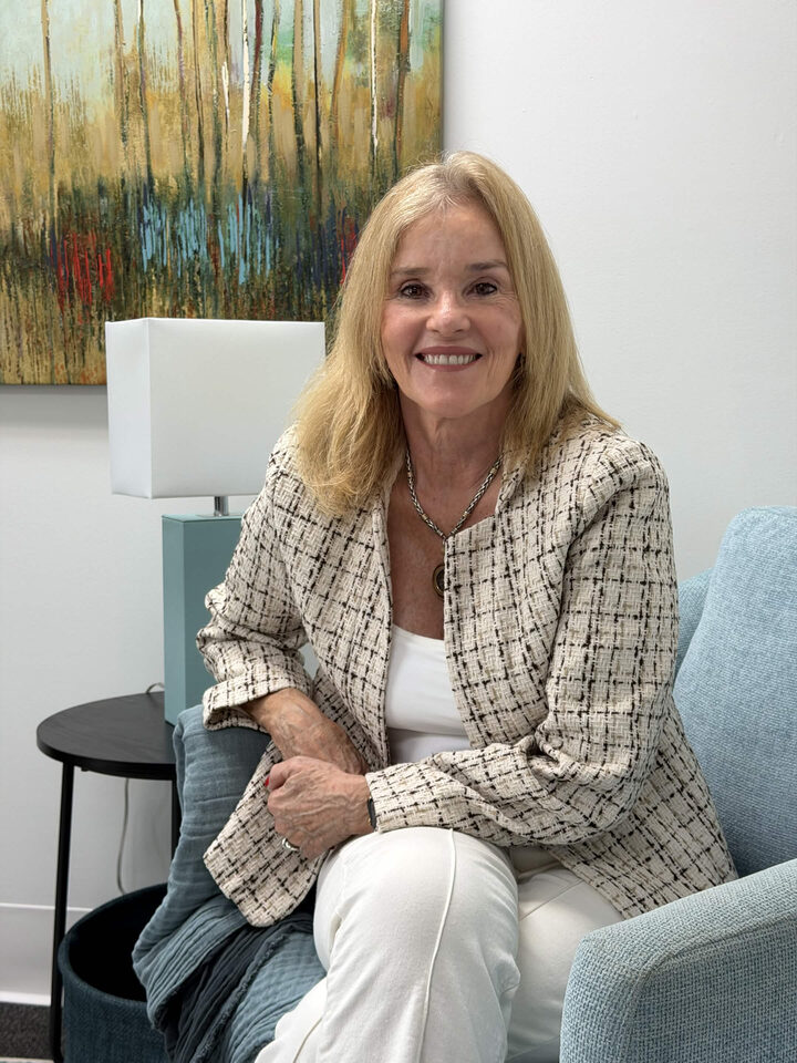 Maria Van Thienen, LMFT, in her Weston, Florida office